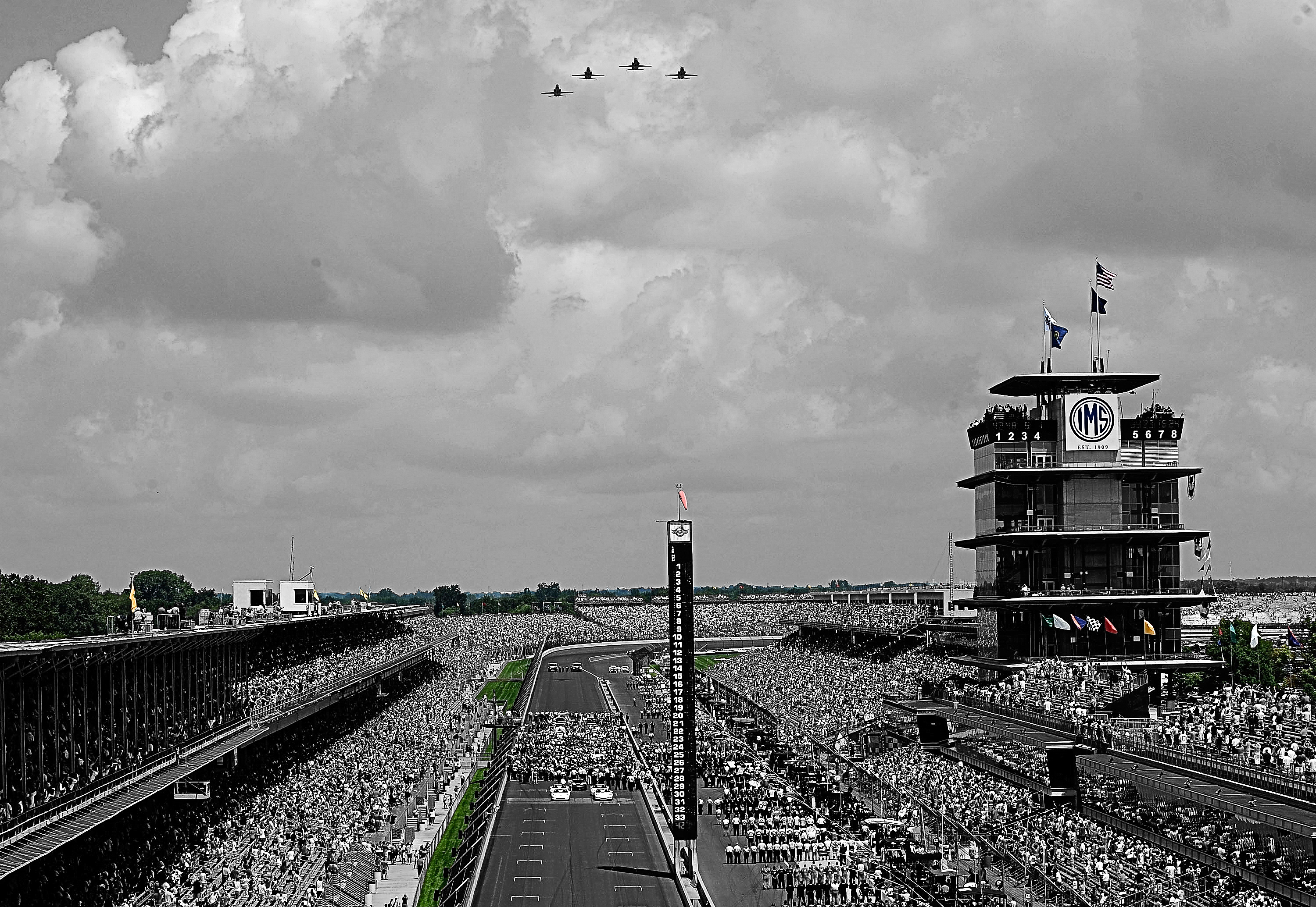 The Indianapolis Motor Speedway Located In Speedway HD Wallpapers Download Free Images Wallpaper [wallpaper981.blogspot.com]