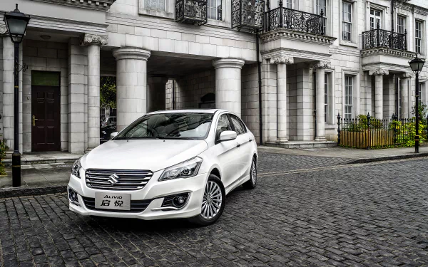 Suzuki Ciaz Wallpapers