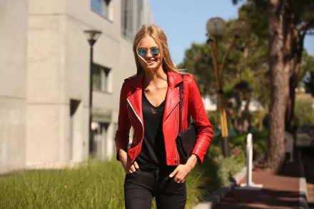depth of field leather jacket sunglasses smile blonde Dutch model woman Romee Strijd HD Desktop Wallpaper | Background Image