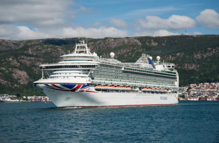 MS Azura vehicle cruise ship HD Desktop Wallpaper | Background Image