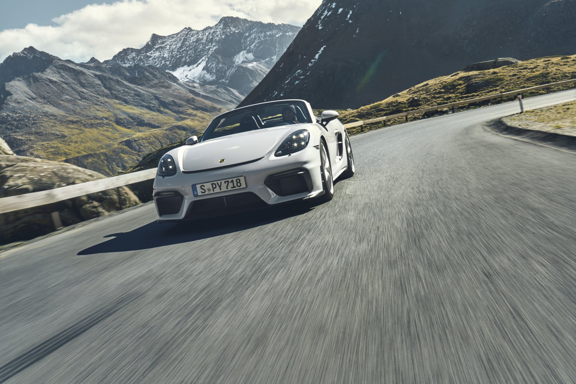 Download Silver Car Car Porsche Vehicle Porsche 718 Spyder 4k Ultra HD Wallpaper