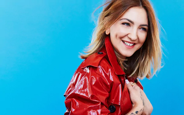 smile blonde American singer music Julia Michaels HD Desktop Wallpaper | Background Image