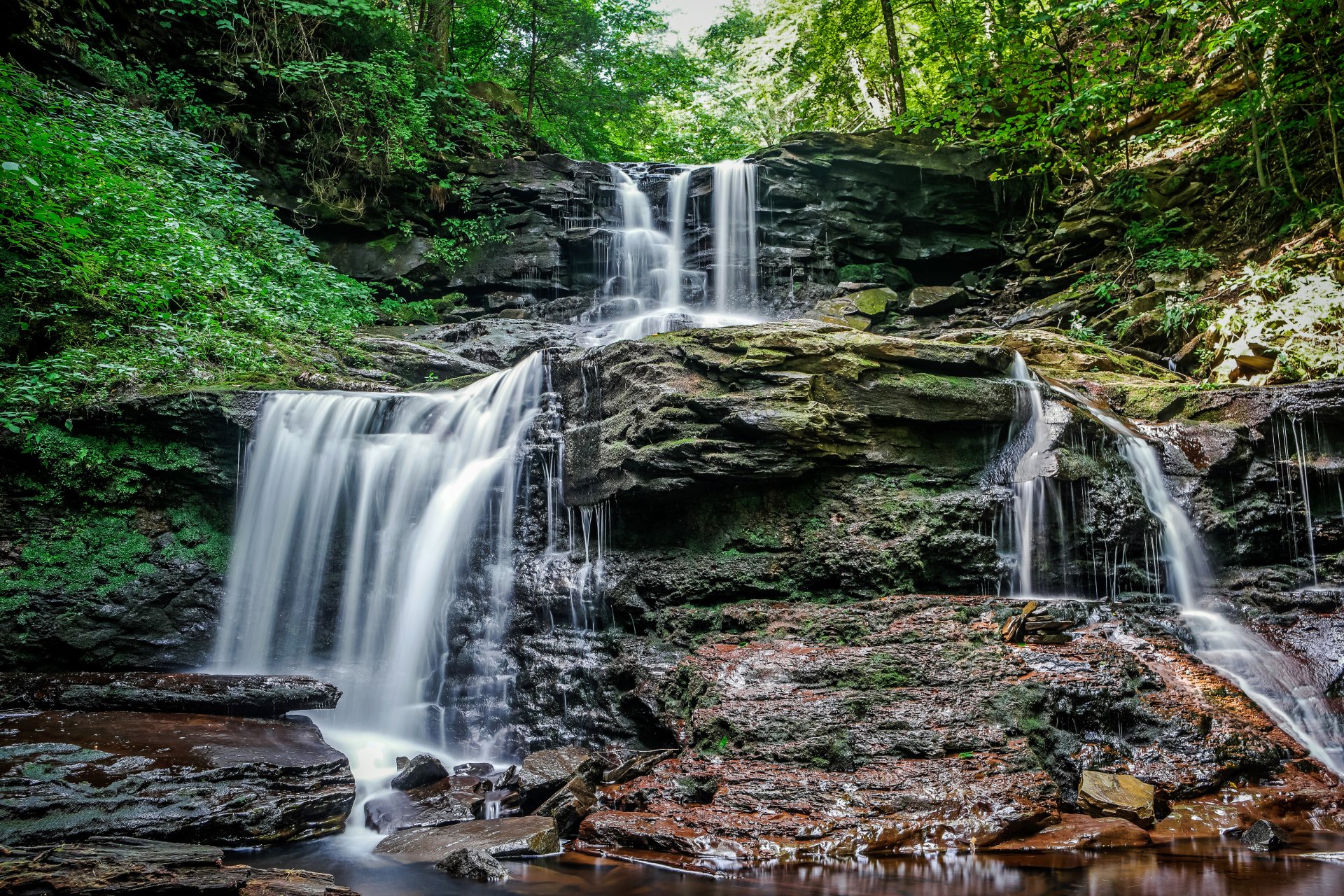 Download Nature Waterfall 4k Ultra HD Wallpaper