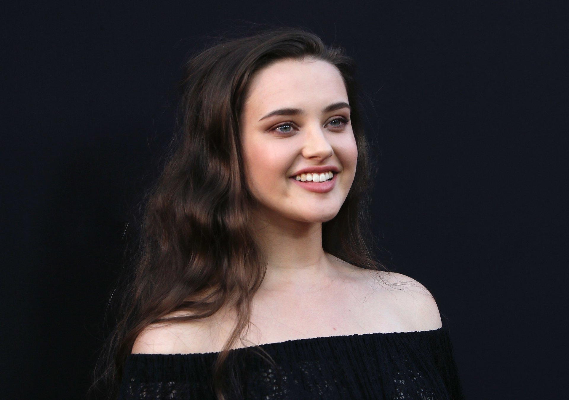 Katherine Langford Wallpaper