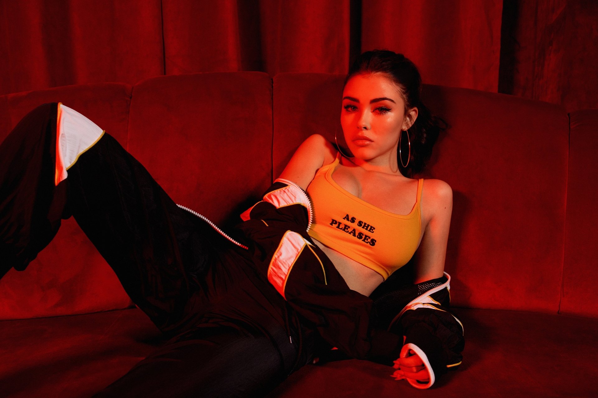 Download Singer American Music Madison Beer 4k Ultra HD Wallpaper