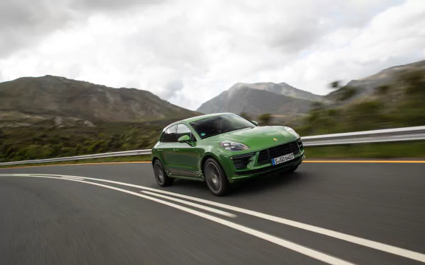 SUV green car car Porsche Porsche Macan vehicle Porsche Macan Turbo HD Desktop Wallpaper | Background Image