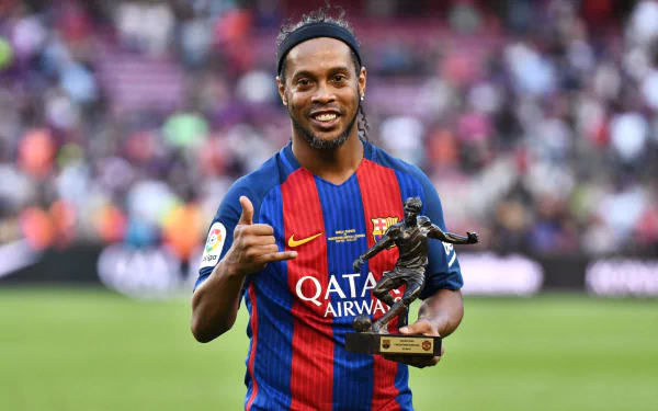 Brazilian soccer Ronaldinho Sports HD Desktop Wallpaper | Background Image