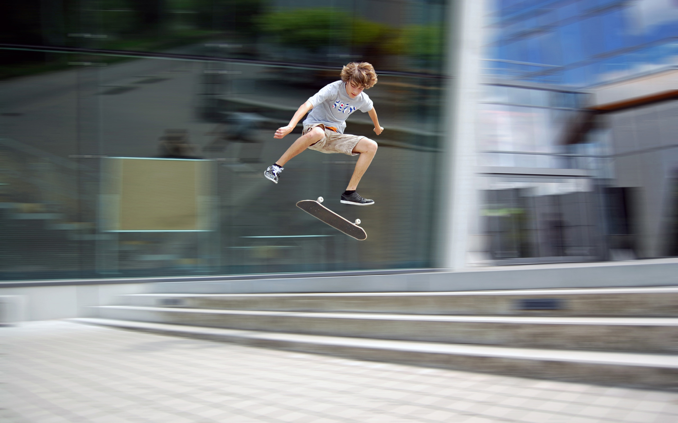 Skateboarding desktop wallpaper with sports theme