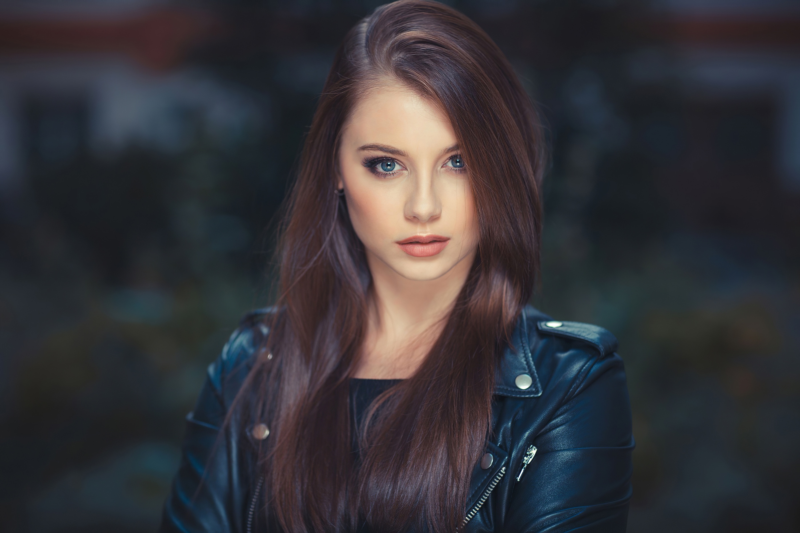 Download Brunette Blue Eyes Leather Jacket Woman Model Hd Wallpaper
