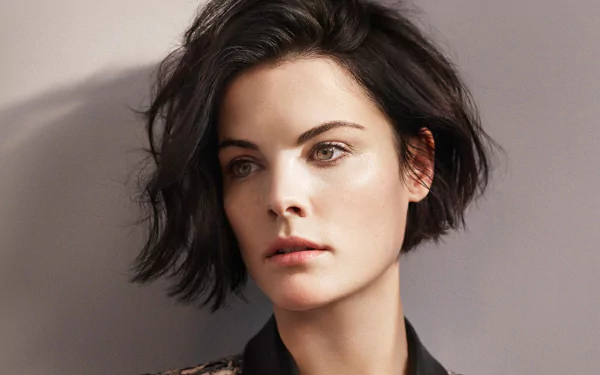 short hair face black hair brunette actress Celebrity Jaimie Alexander HD Desktop Wallpaper | Background Image