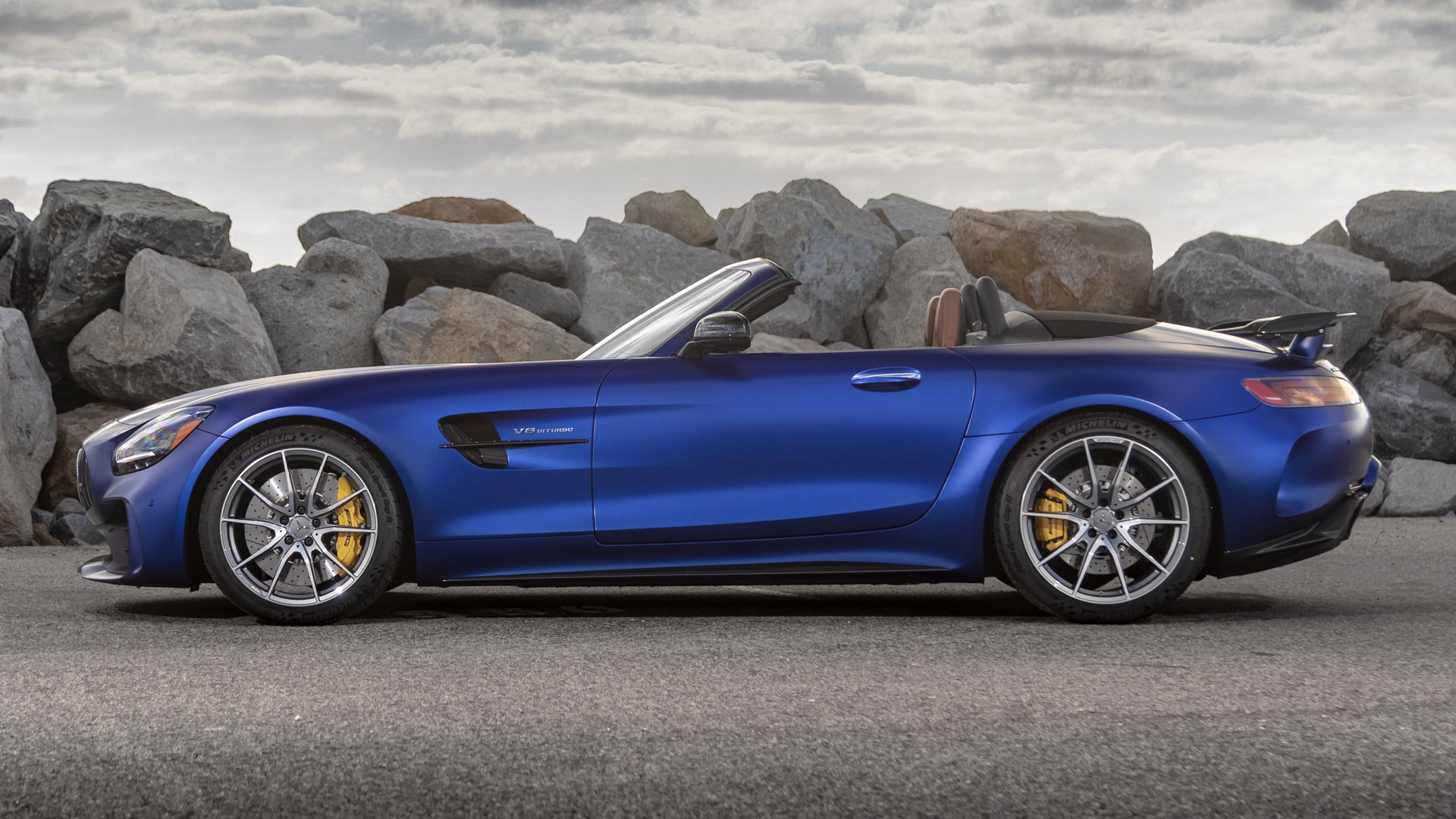 Mercedes Amg Gt R Roadster Hd Wallpaper Background Image 19x1080