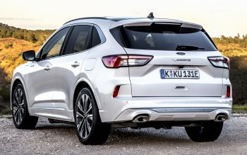 Kuga Vignale Plug-In Hybrid A Sub Gallery By: Marco717