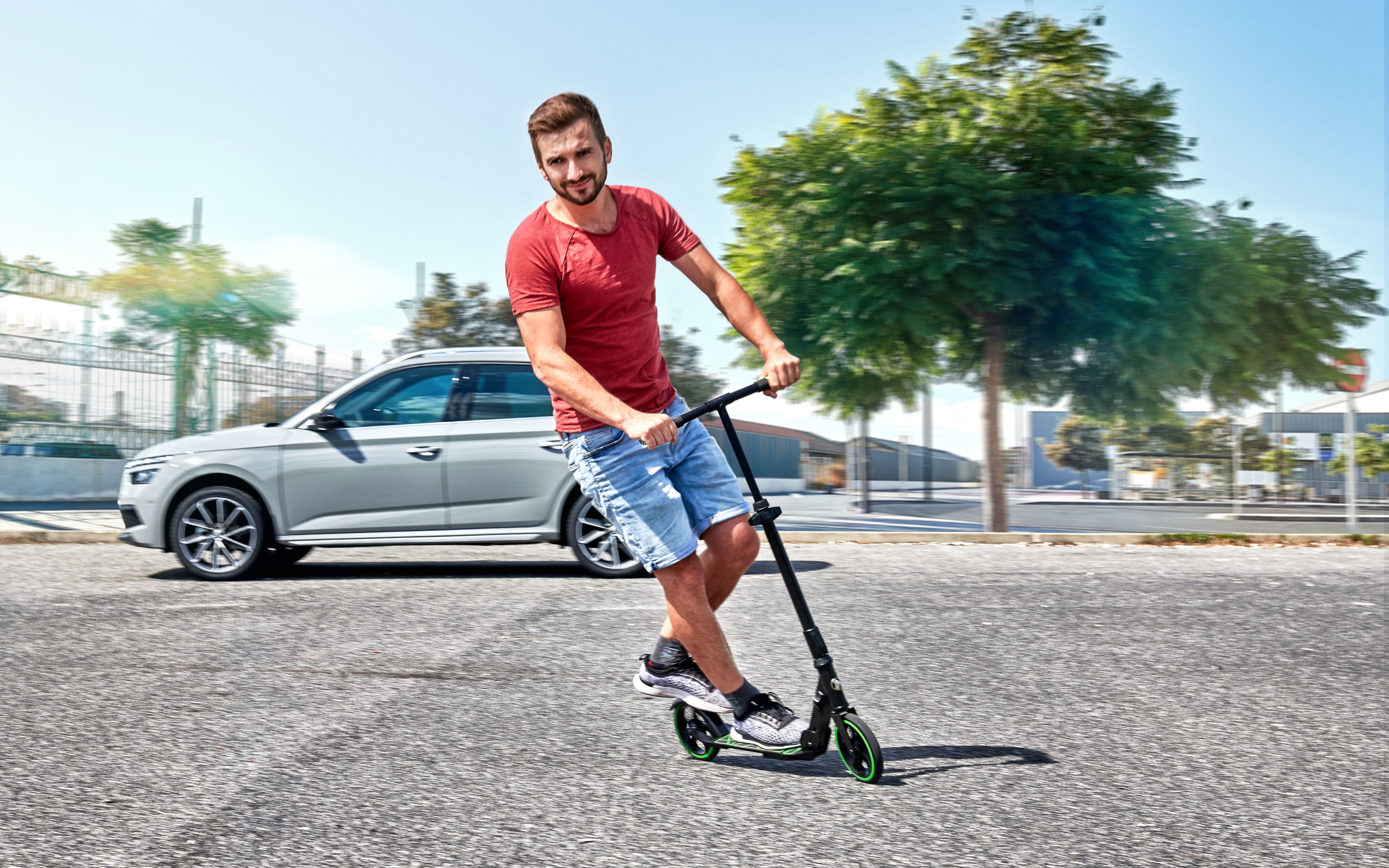 950+ Scooter Tricks Stock Photos, Pictures & Royalty-Free Images - iStock |  Kick scooter tricks