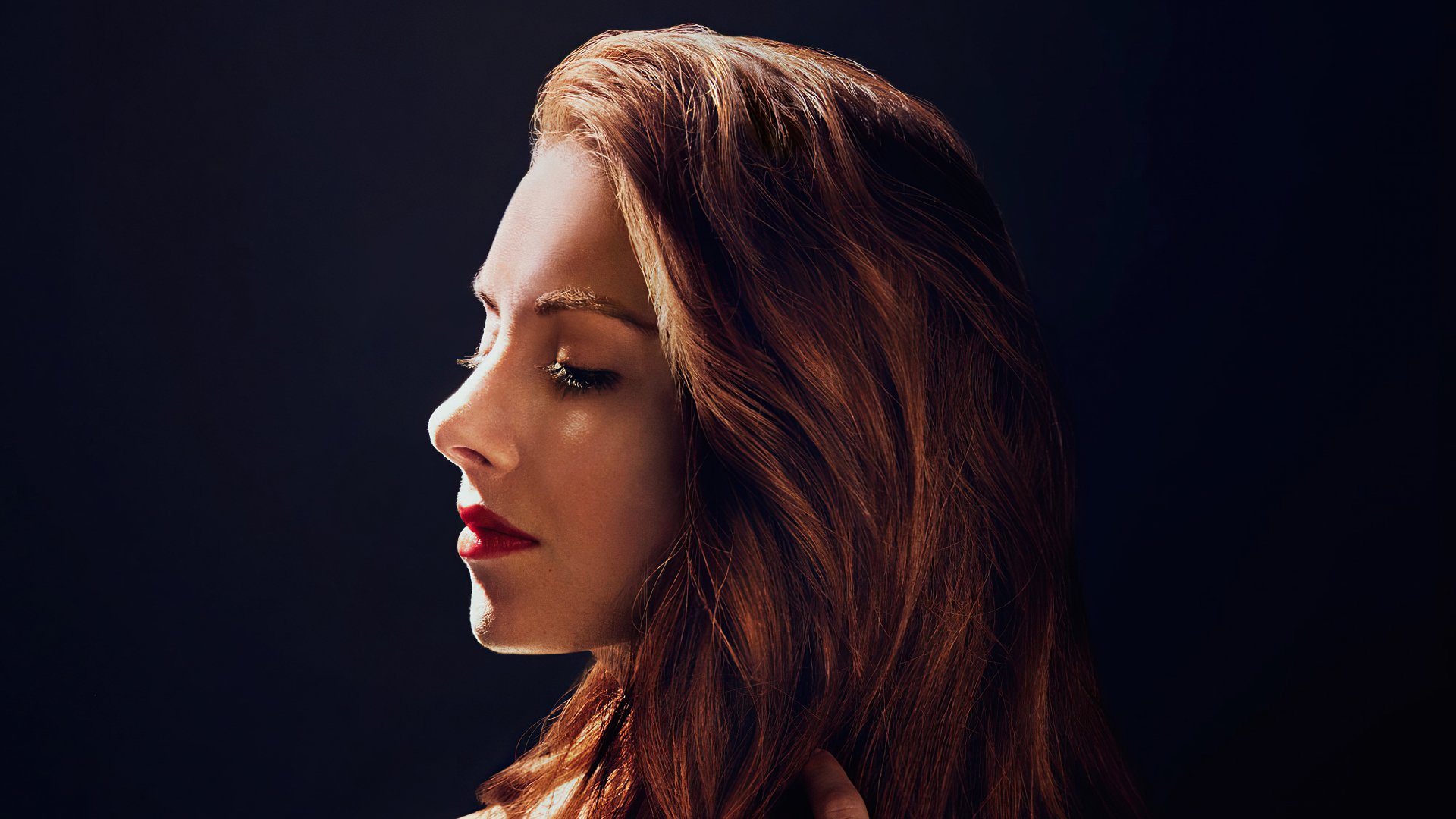 Download Face Lipstick American Redhead Actress Celebrity Alison Brie 4k Ultra HD Wallpaper