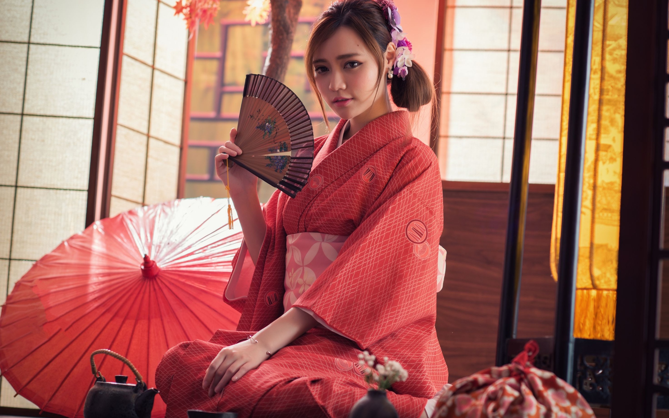 Реон кадена кимоно. Азиатские девочки с открытым ртом. Культ белой кожи в японии. Саси японка. Красивые японские девушки.