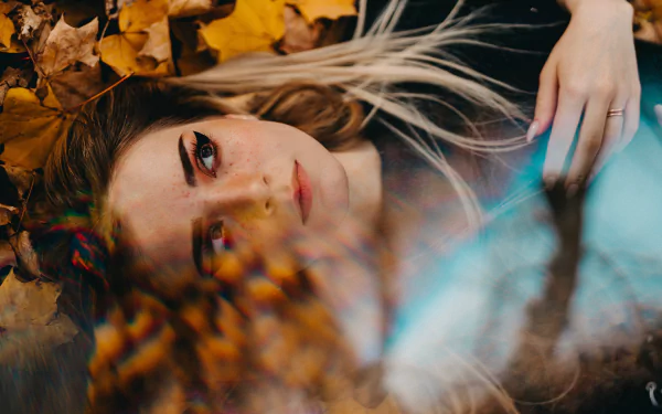 brunette lying down woman model HD Desktop Wallpaper | Background Image