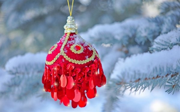Holiday Christmas Ball Decoration Snow HD Wallpaper | Background Image