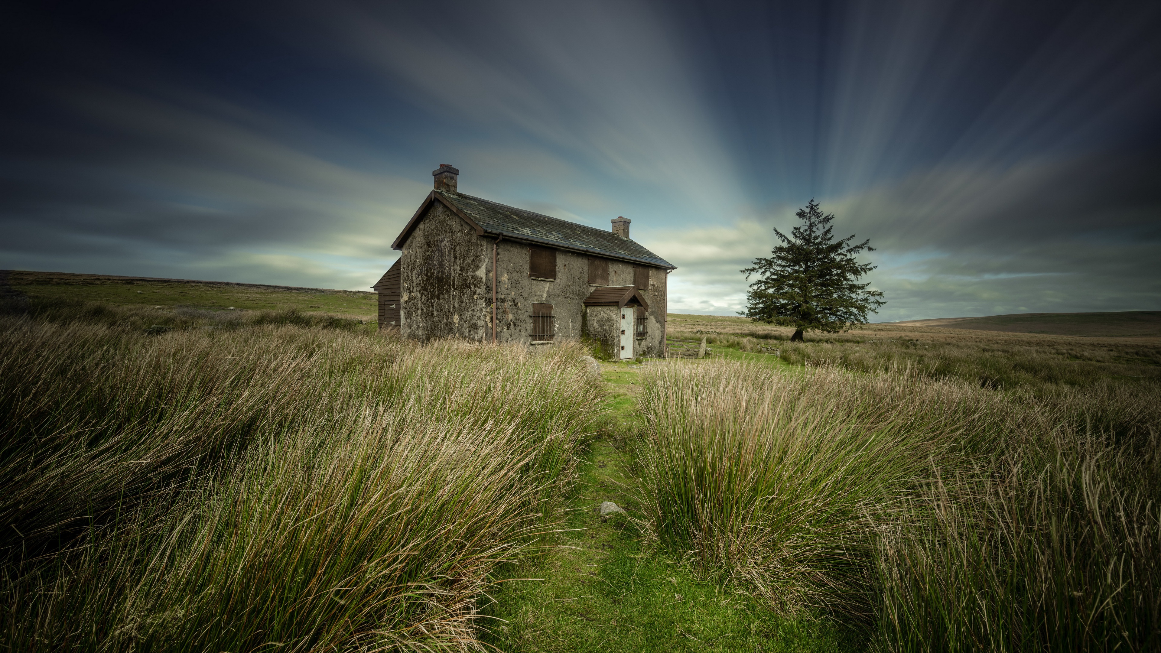 Download Sky Field Man Made House 4k Ultra HD Wallpaper