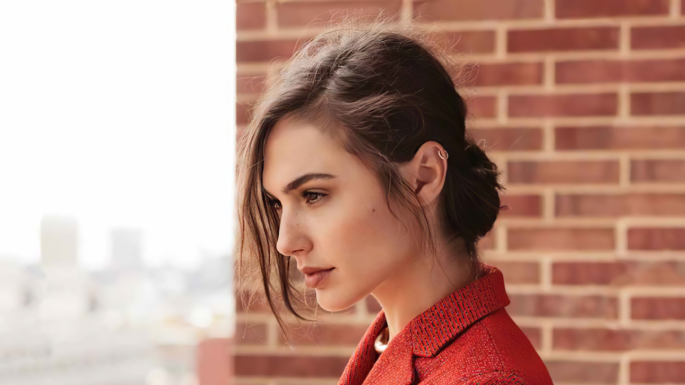 Gal Gadot Side Profile