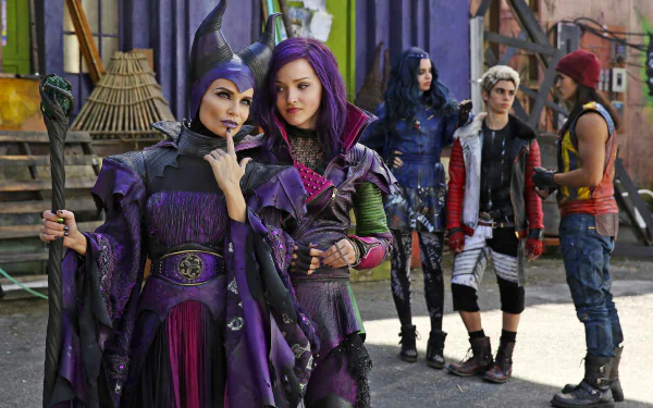 HD desktop wallpaper from Descendants featuring characters in vibrant costumes against a dynamic backdrop.