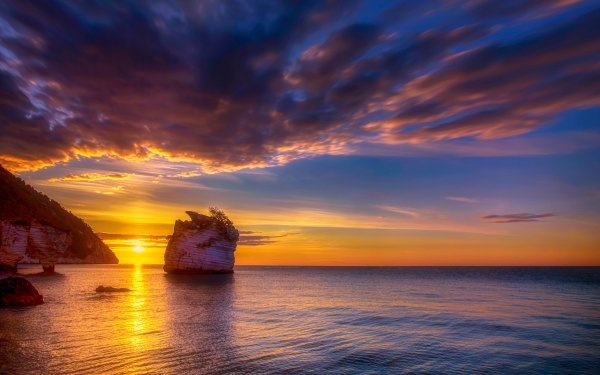 Nature Sunrise Coast Ocean Horizon HD Wallpaper | Background Image