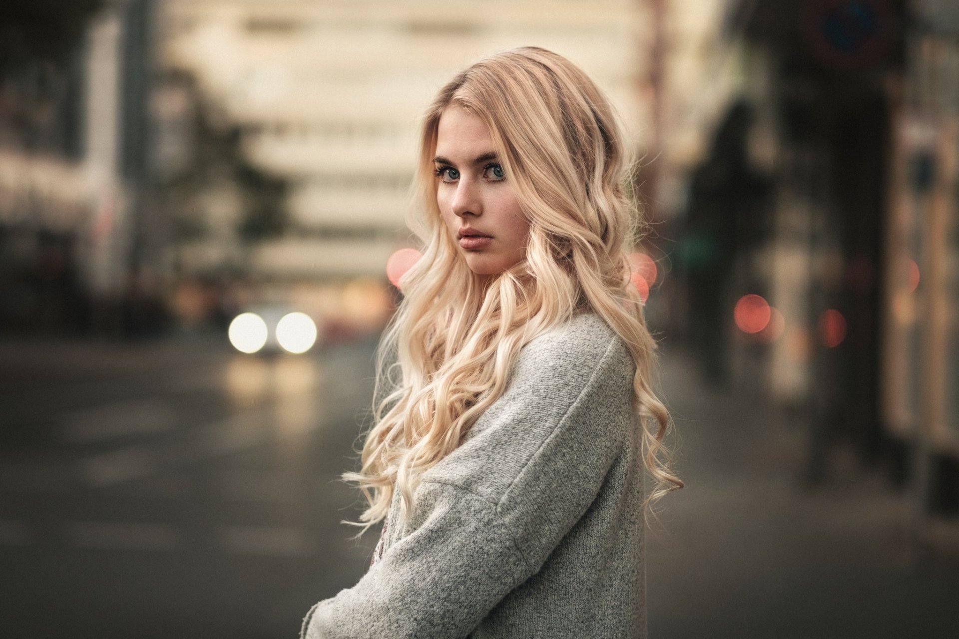 Download Depth Of Field Blonde Woman Model HD Wallpaper by Martin Kühn