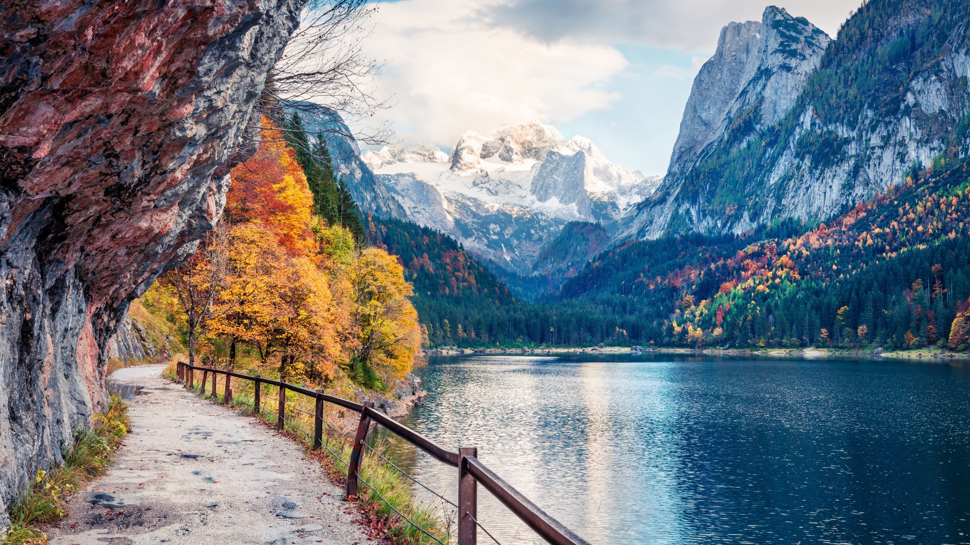 Austria s Lake Gosauseen Path 8K Ultra HD Wallpaper 7680x4320 