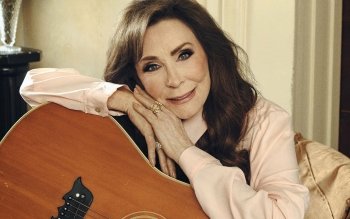 Loretta Lynn 高清壁纸 桌面背景