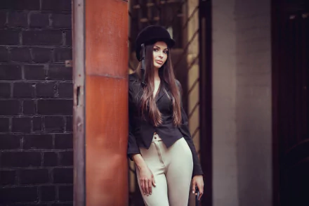 cap brunette woman model HD Desktop Wallpaper | Background Image