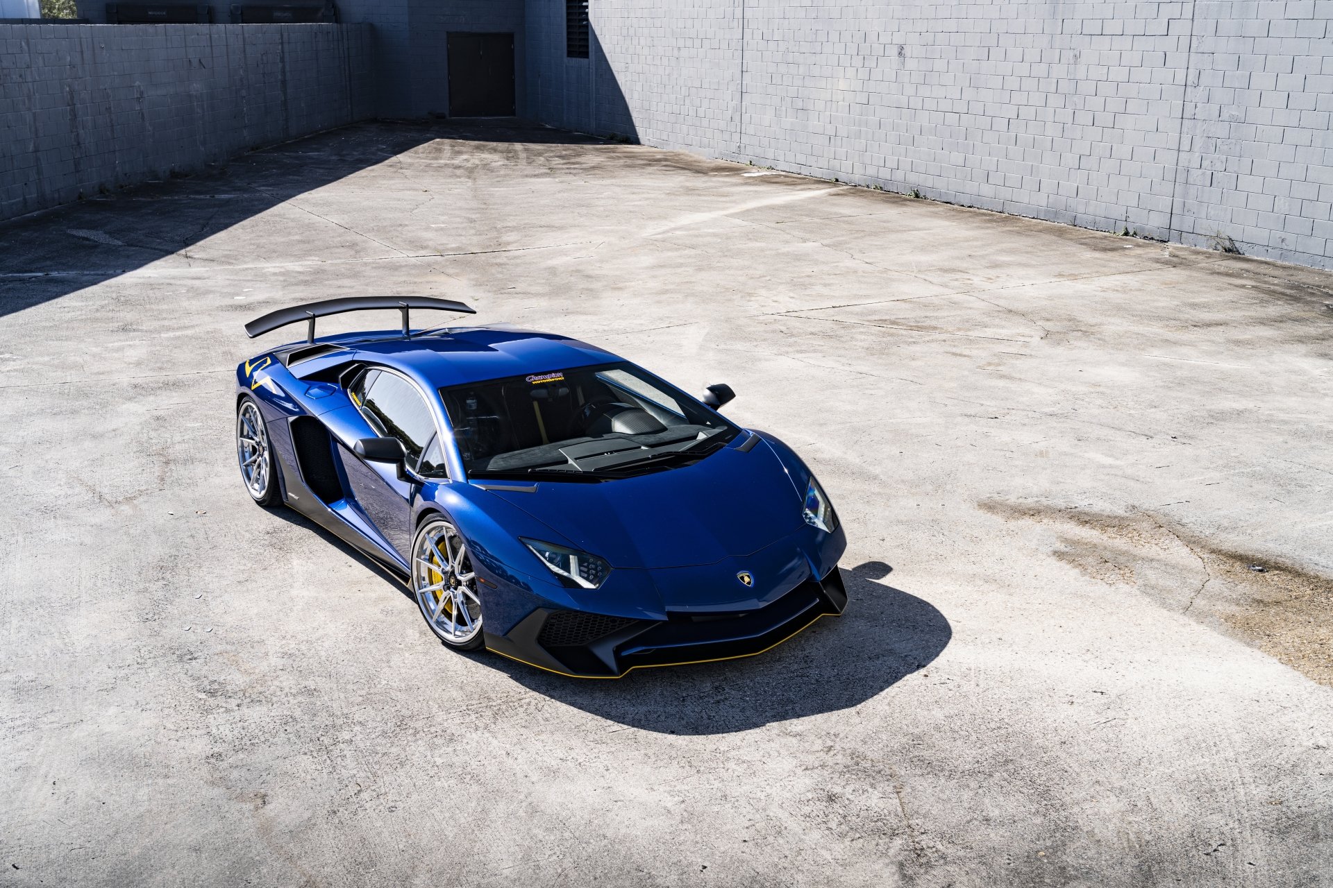 Download Supercar Vehicle Lamborghini Aventador SV 8k Ultra HD Wallpaper