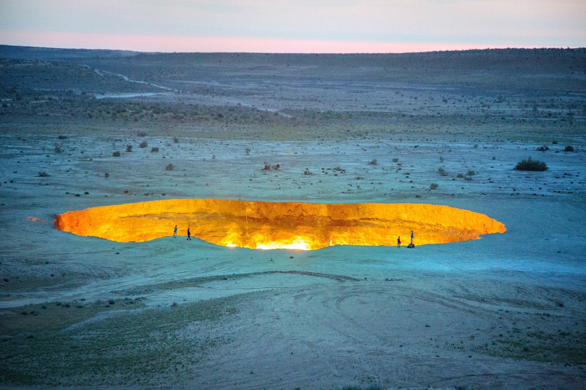 Download Turkmenistan Nature Darvaza Gas Crater HD Wallpaper