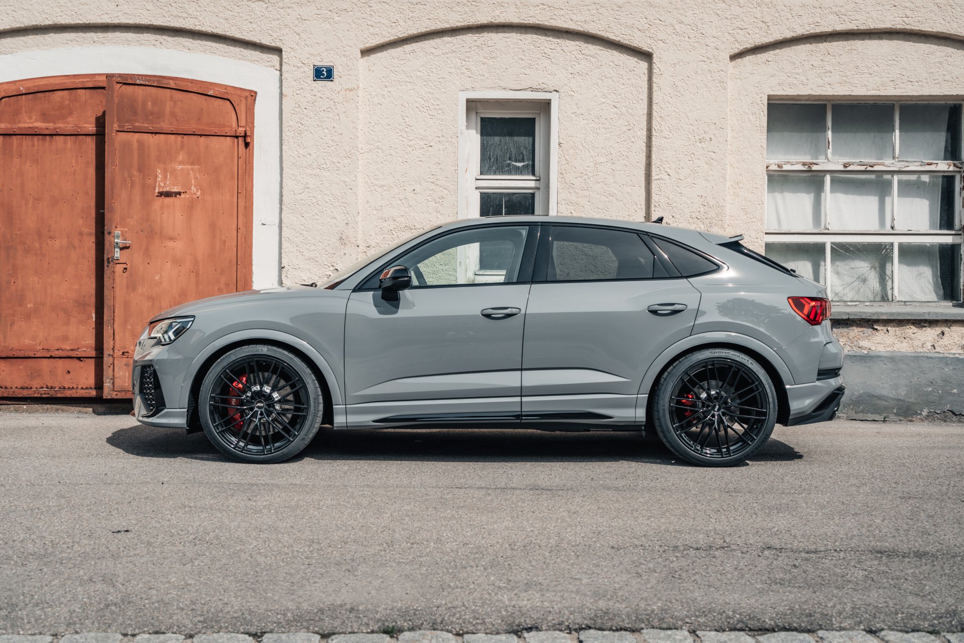 Download SUV Audi RS Q3 Vehicle Audi RS Q3 Sportback HD Wallpaper
