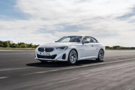  White BMW 220i Coupé Worldwide (G42)