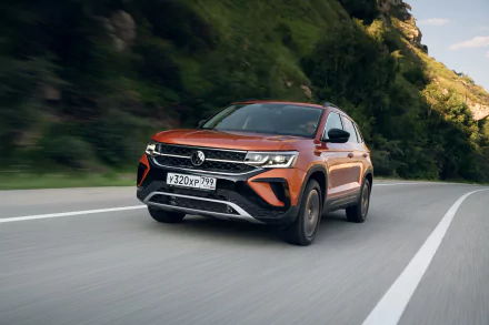  Orange 2021 Volkswagen Taos "JOY!" 4MOTION