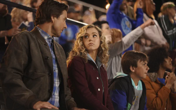 Pat Dugan Luke Wilson Courtney Whitmore Brec Bassinger TV Show Stargirl HD Desktop Wallpaper | Background Image