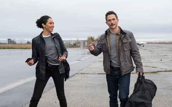 Finola Jones Riann Steele Bryan Beneventi Jonathan Tucker TV Show debris HD Desktop Wallpaper | Background Image