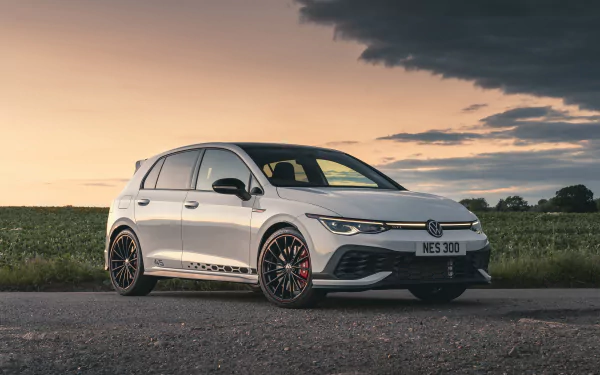  2021 Volkswagen Golf GTI Clubsport 45
