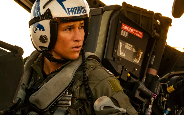 Danny Ramirez movie Top Gun: Maverick HD Desktop Wallpaper | Background Image