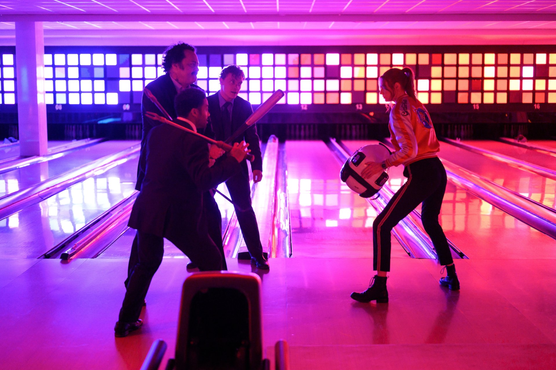 Download Karen Gillan Movie Gunpowder Milkshake HD Wallpaper