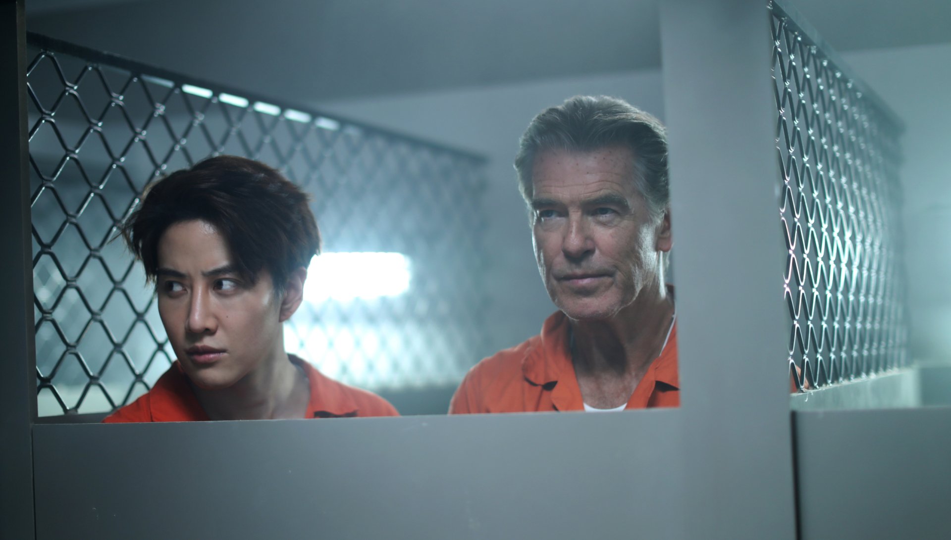 Download Mike Angelo Pierce Brosnan Movie The Misfits HD Wallpaper