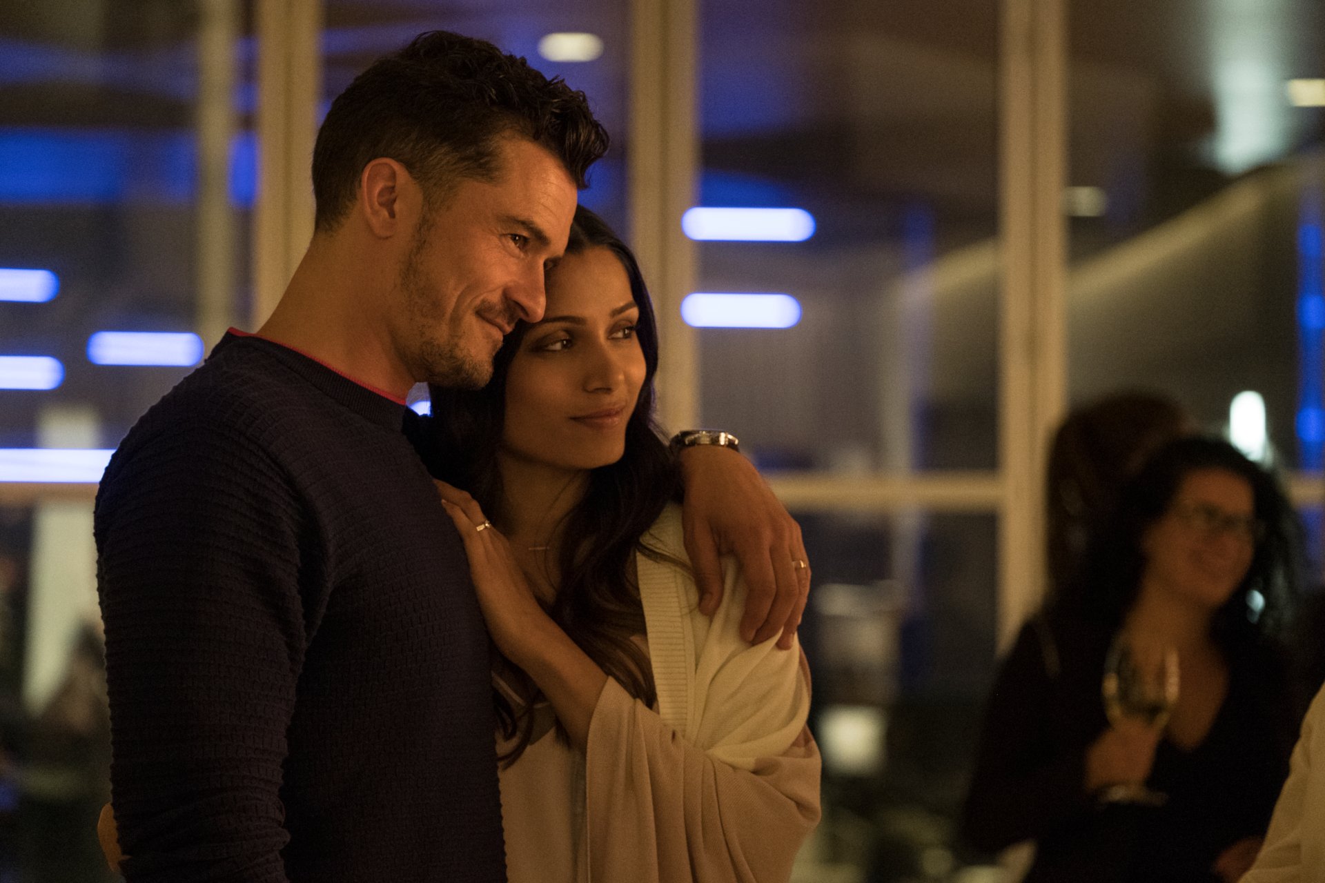 Download Freida Pinto Orlando Bloom Movie Needle In A Timestack HD Wallpaper