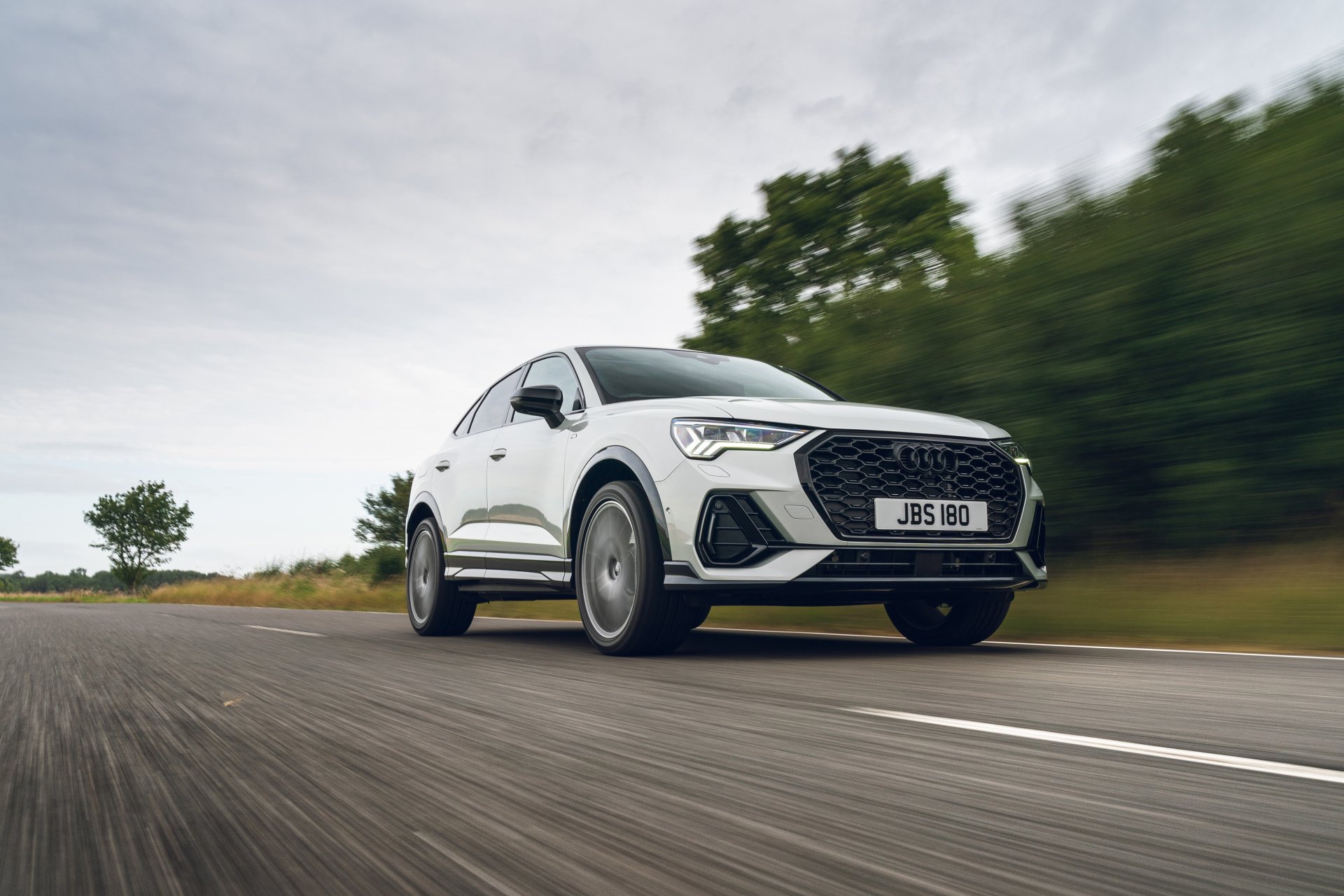 Download SUV Vehicle Audi Q3 45 TFSI Sportback S Line 4k Ultra HD Wallpaper