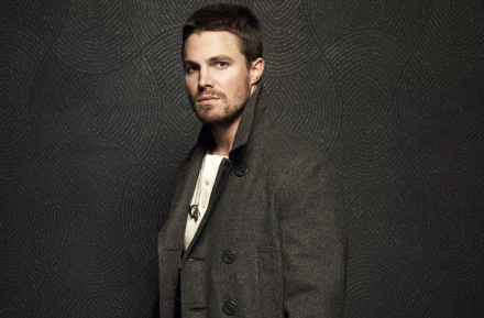 Celebrity Stephen Amell HD Desktop Wallpaper | Background Image