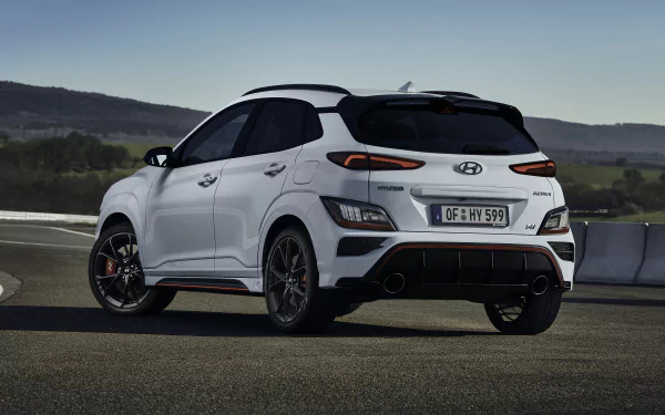  White Hyundai Kona N (OS)