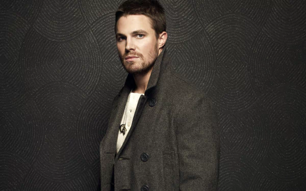 Celebrity Stephen Amell HD Desktop Wallpaper | Background Image