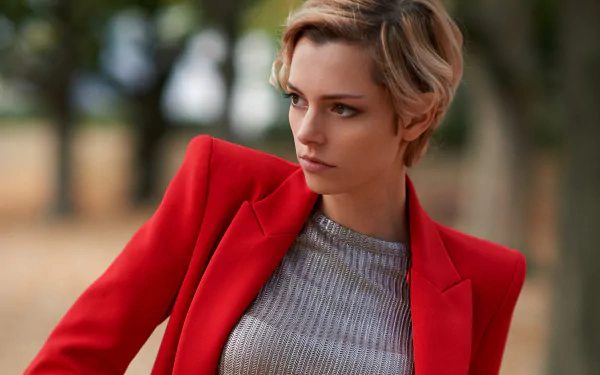 short hair woman model HD Desktop Wallpaper | Background Image