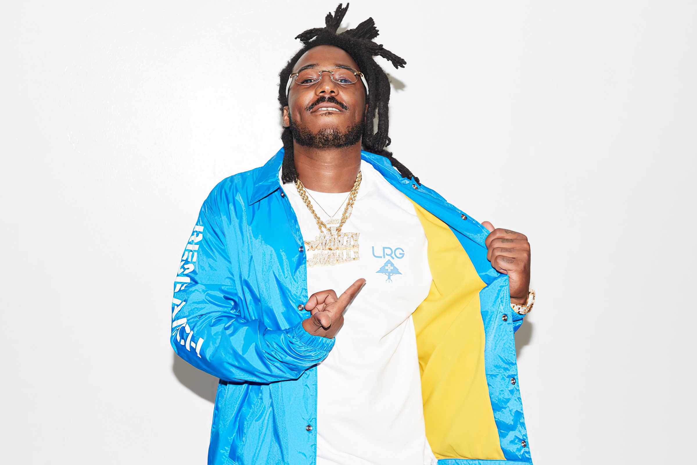 Hip-Hop Artist in Red - Mozzy HD Wallpaper