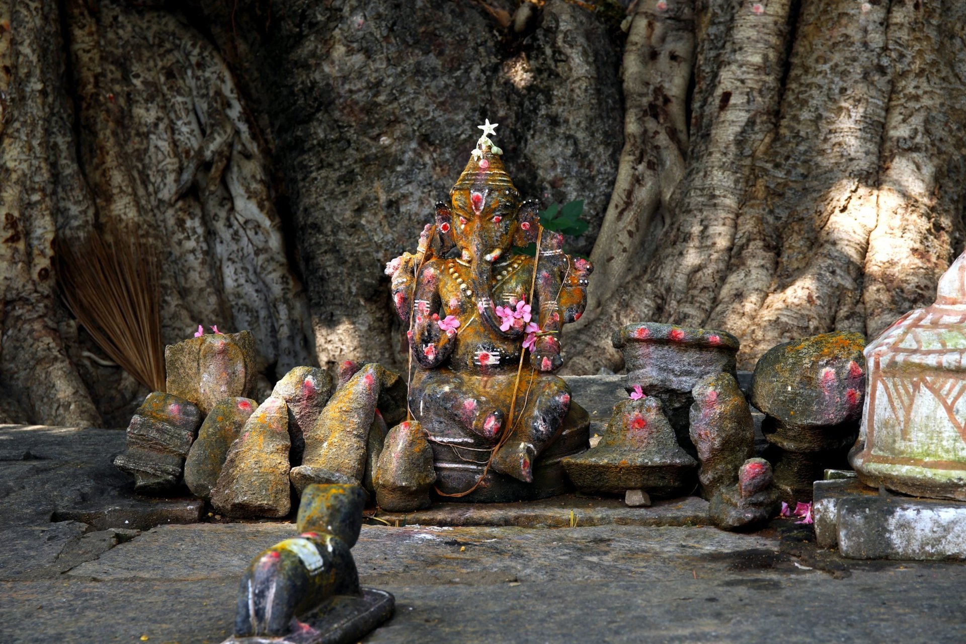Download Statue Ganesh Religious Hinduism HD Wallpaper