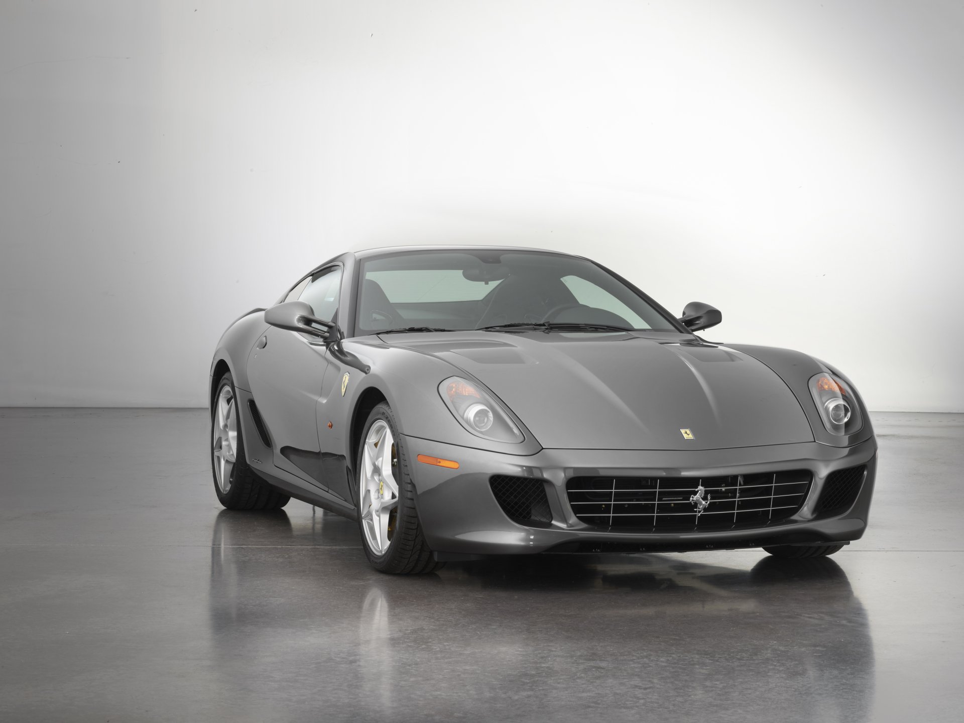 Download Silver Car Supercar Vehicle Ferrari 599 GTB Fiorano 4k Ultra HD Wallpaper