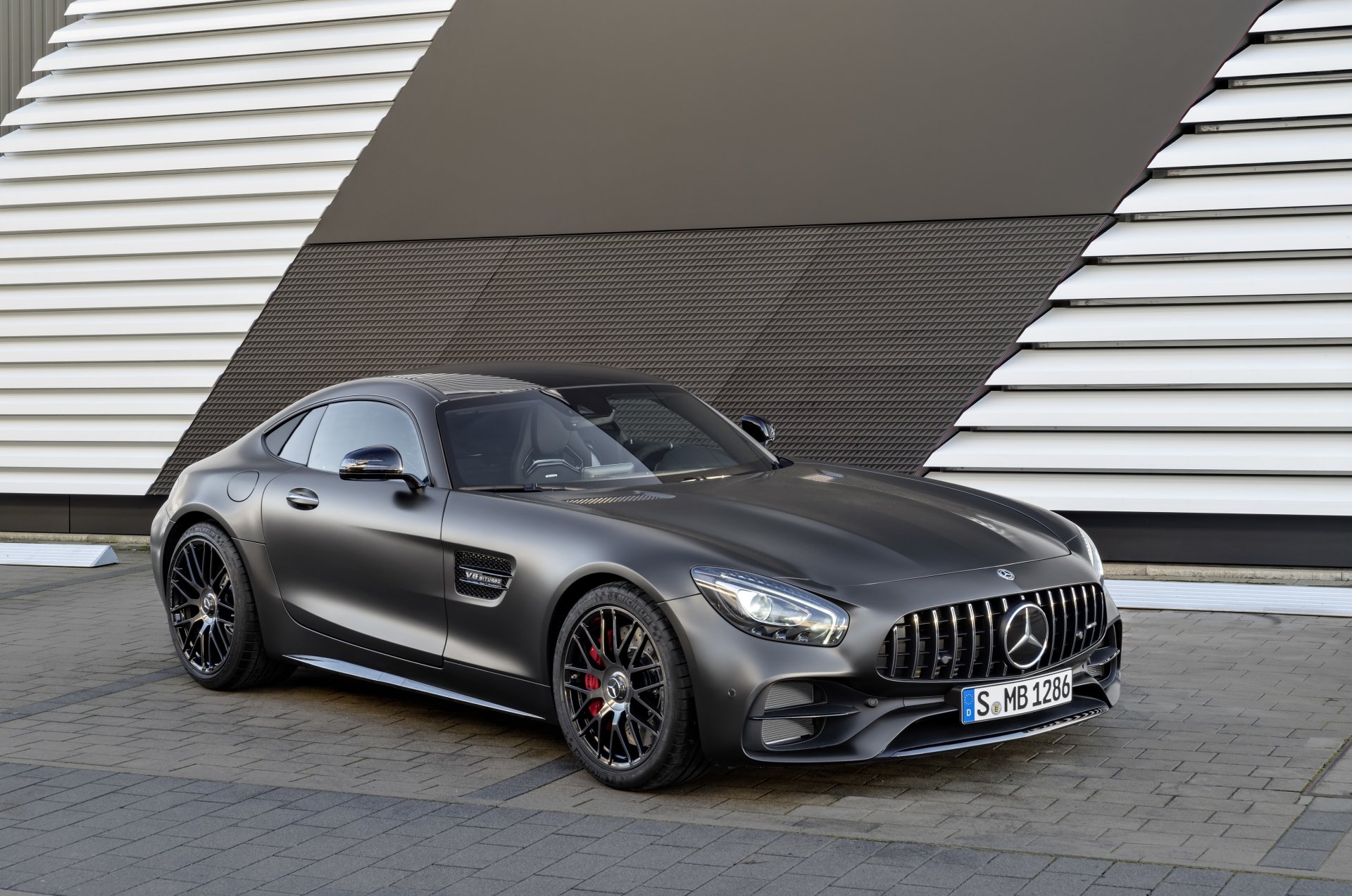 Download Grand Tourer Vehicle Mercedes-AMG GT 4k Ultra HD Wallpaper